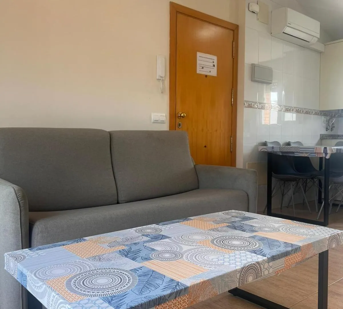 Apartment Apcostas Villa De Madrid Blanes Spanien